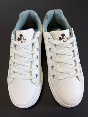 Disney Mickey & Minnie White Platform Sneakers Kids Size 4